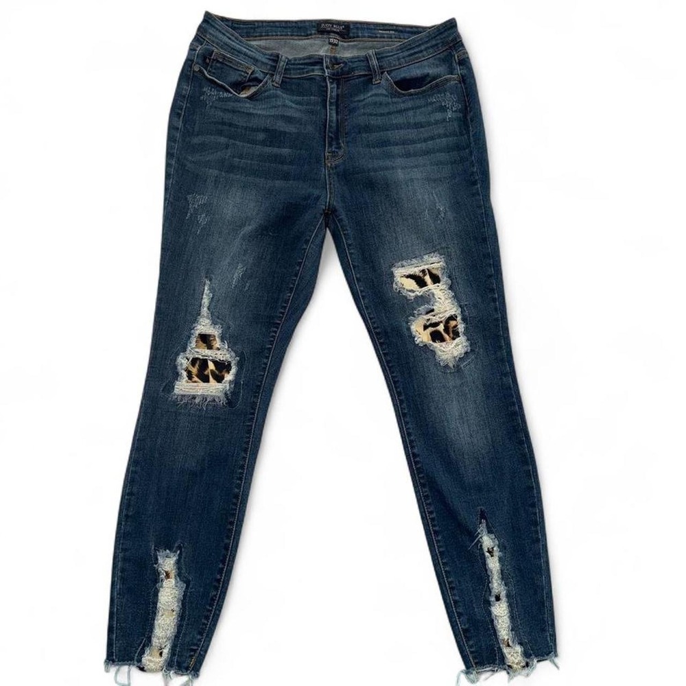 Judy Blue Welcome to the Jungle Leopard Patch Skinny Jeans Size 15 Casual